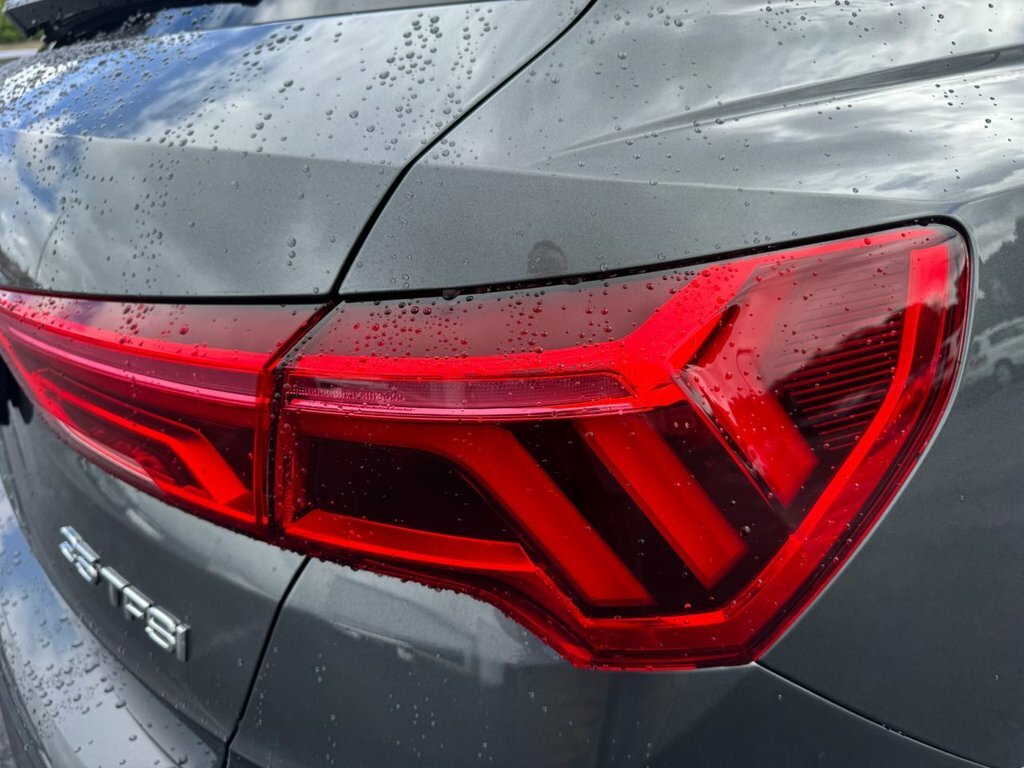 Audi Q3 Suv FD18FWW Grey #6