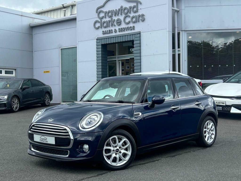 Mini Hatch 1.5L Cooper KGZ6553 Blue