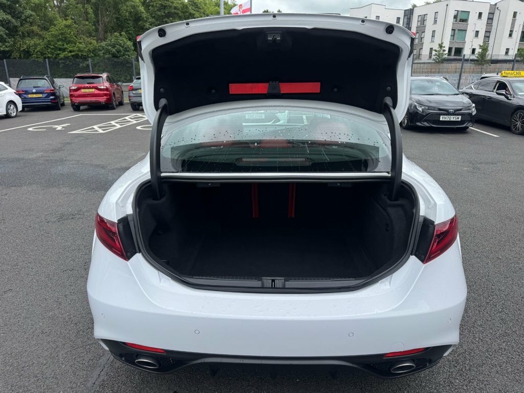 Alfa Romeo Giulia 2.2 Jtdm-2 Super Black #12