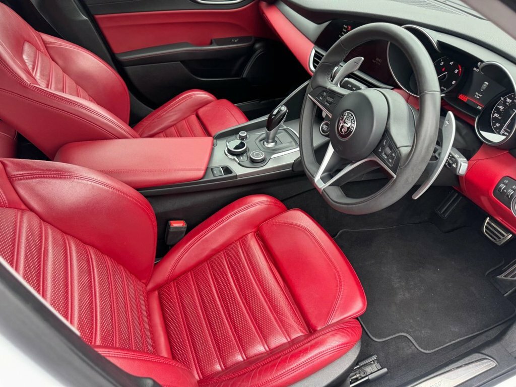 Alfa Romeo Giulia 2.2 Jtdm-2 Super Black #16
