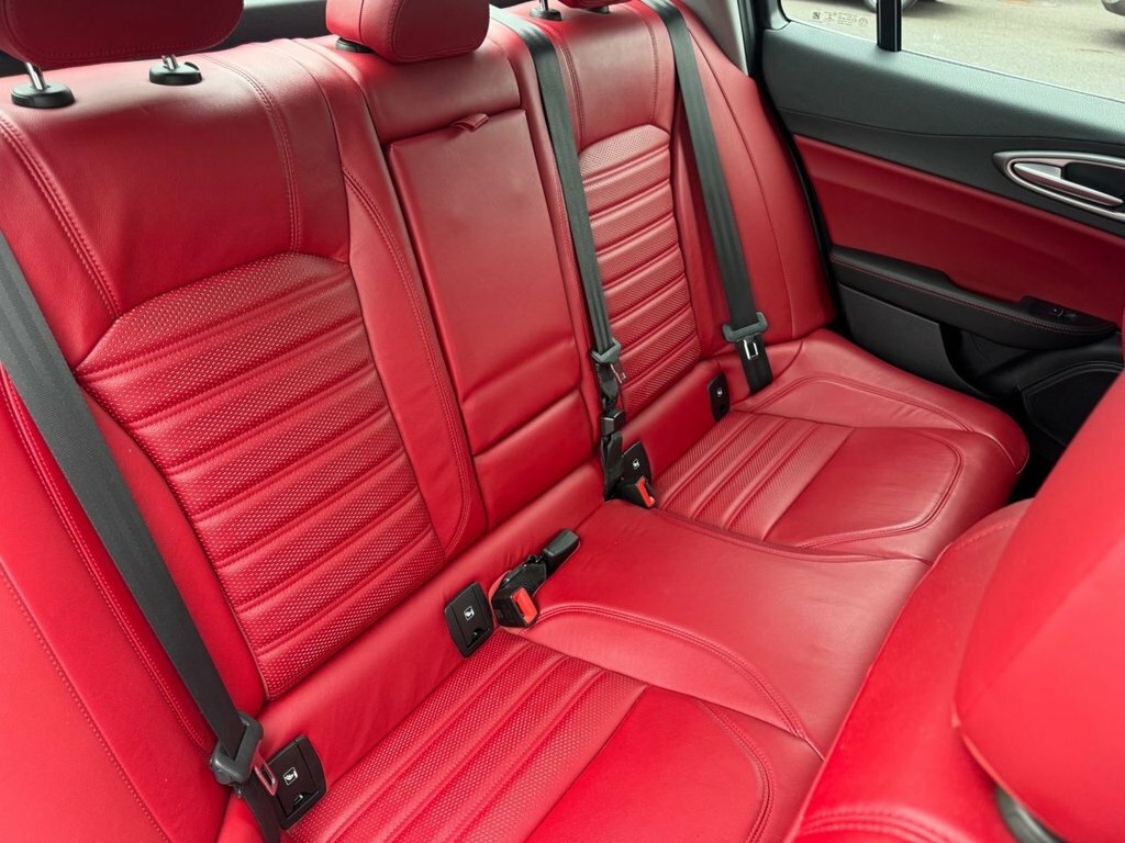 Alfa Romeo Giulia 2.2 Jtdm-2 Super Black #15