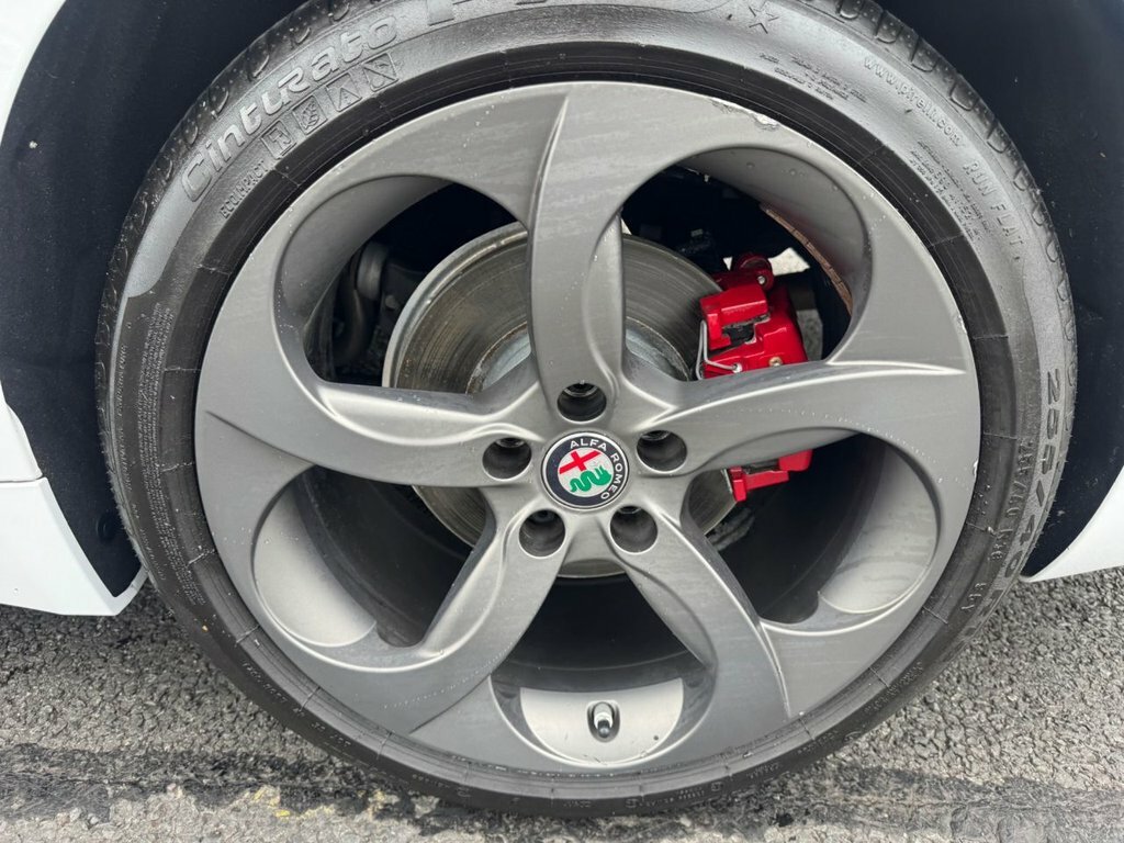 Alfa Romeo Giulia 2.2 Jtdm-2 Super Black #11
