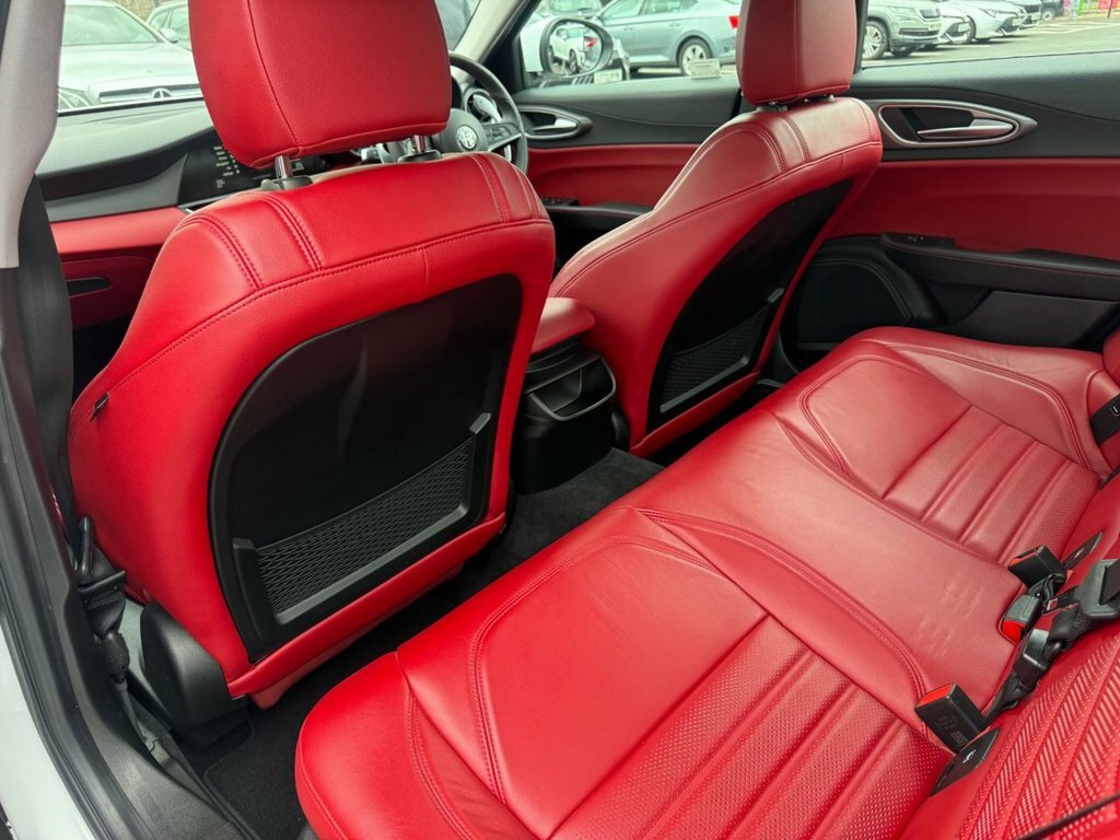 Alfa Romeo Giulia 2.2 Jtdm-2 Super Black #18