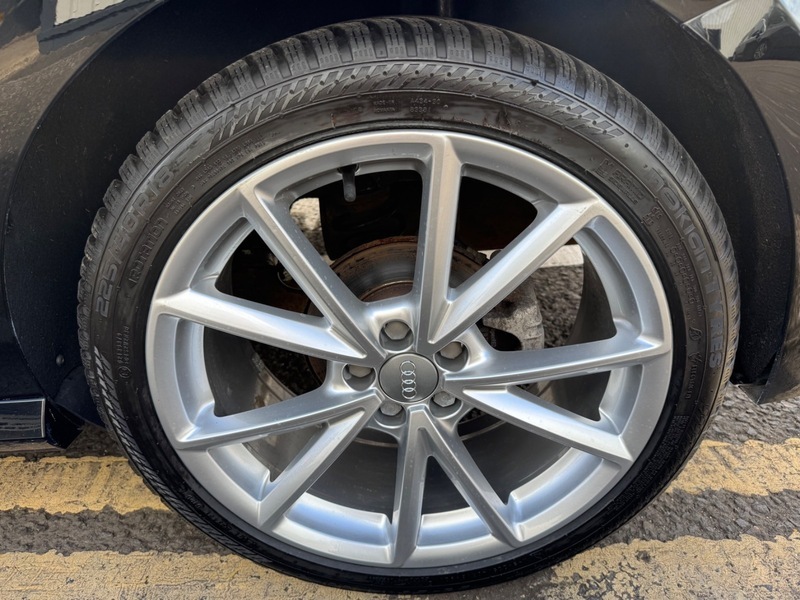 Audi A1 1.4 Tfsi Black Edition 148 Bhp Red #17