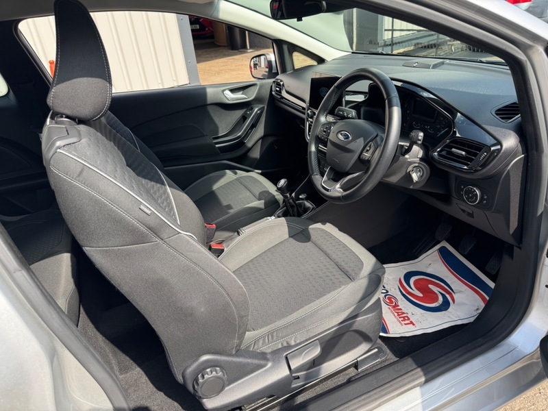 Ford Fiesta 1.1 Ti-vct 12V 85Bhp SH67ZTV Silver #4