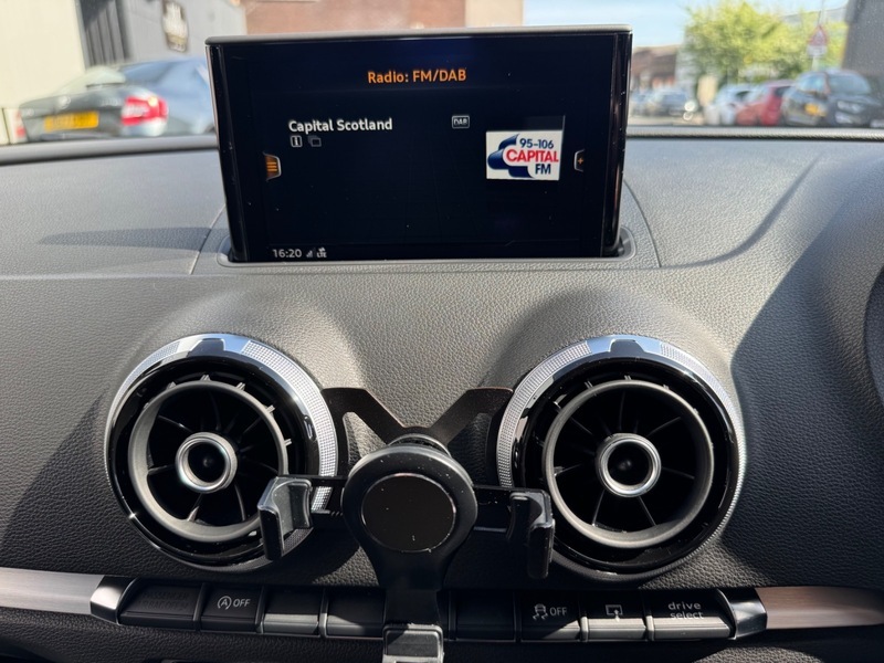 Audi A3 2.0 Tdi S Line Nav 148 Bhp White #50