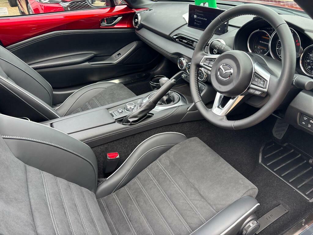 Mazda MX-5 RF 1.5 Skyactiv-g Exclusive-line Euro 6 Ss Red #97