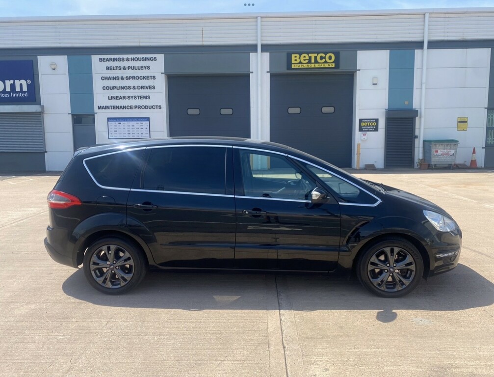 Ford S-Max 2.0 Tdci Titanium Black