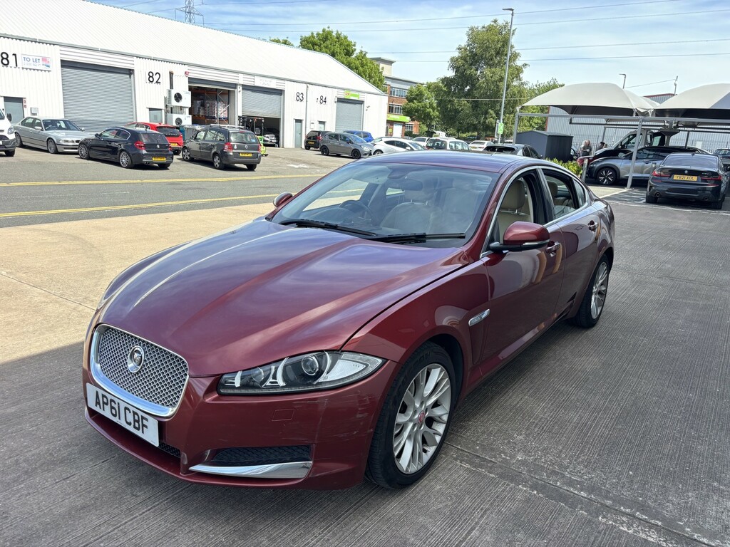 Jaguar XF Saloon Silver #7