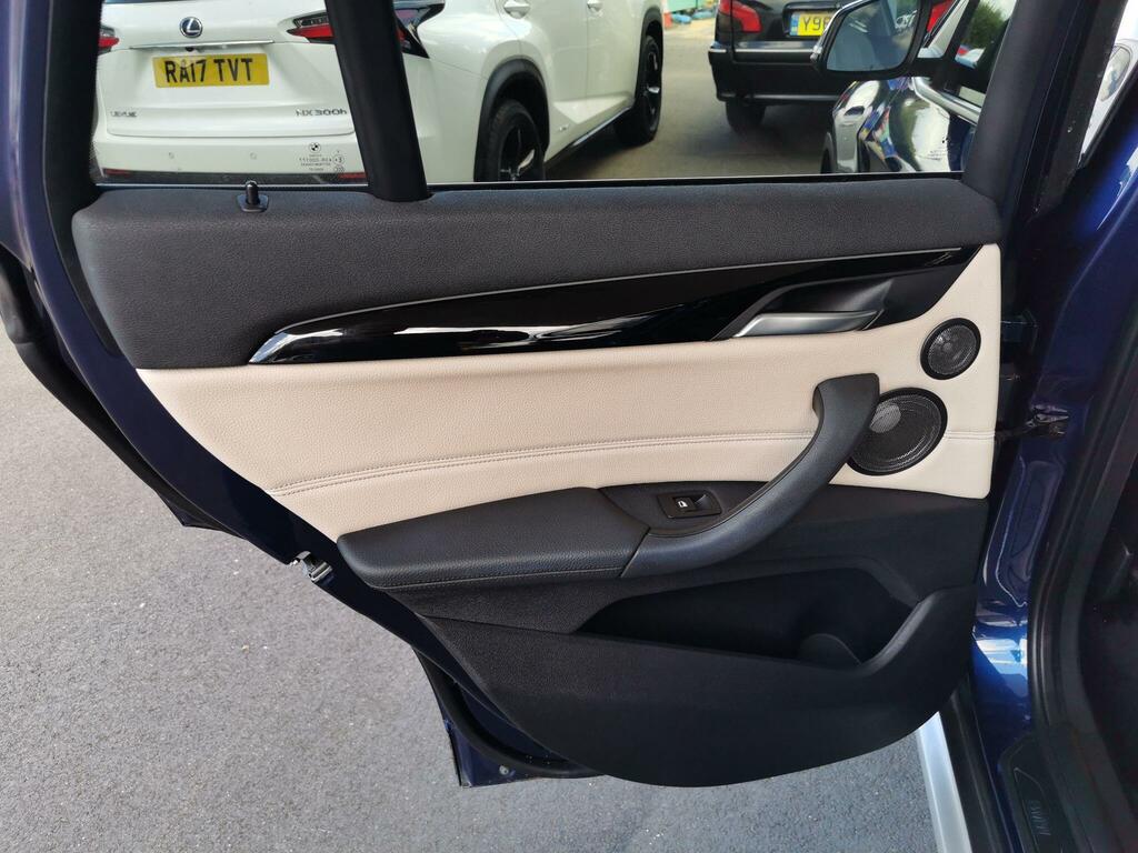 BMW X1 2.0 18D Xline Sdrive Blue #25
