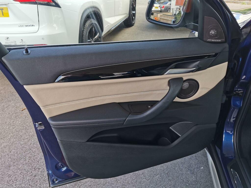 BMW X1 2.0 18D Xline Sdrive Blue #26