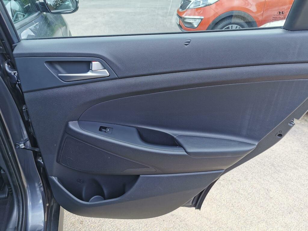 Hyundai Tucson Grey #20