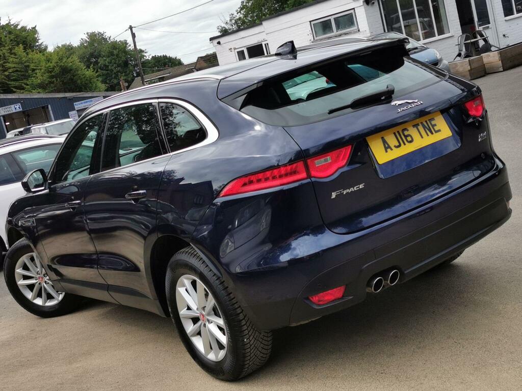 Jaguar F-Pace Prestige Blue #4