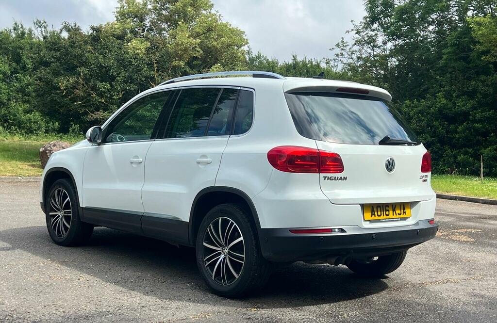 Volkswagen Tiguan 2.0 Tdi Bluemotion Tech Match Edition Dsg 4Wd Euro White #6