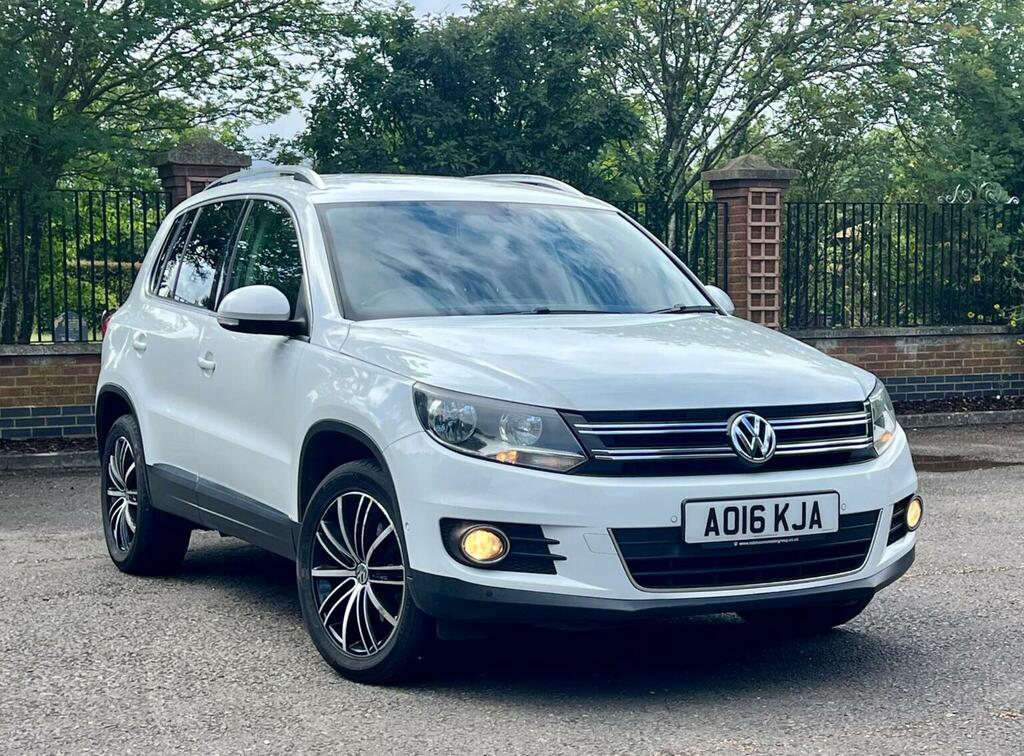 Volkswagen Tiguan 2.0 Tdi Bluemotion Tech Match Edition Dsg 4Wd Euro White