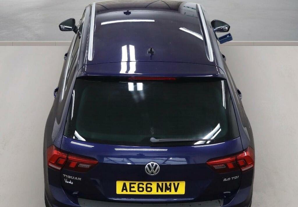 Volkswagen Tiguan Tdi Bluemotion Tech Se Navigation Black #9