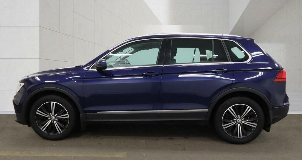 Volkswagen Tiguan Tdi Bluemotion Tech Se Navigation Black #7