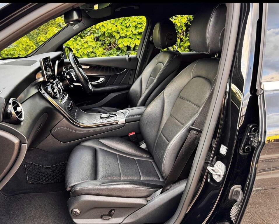 Mercedes-Benz GLC Class 220D 4Matic Se Executive 9G-tronic 2017 Black #12