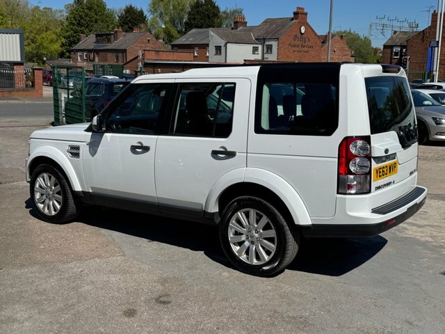 Land Rover Discovery 4 2013 3.0 Sd V6 Xs 4Wd Euro 5 Ss White #4