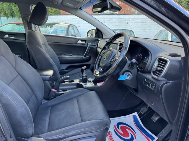 Kia Sportage 2016 1.6 Gdi 2 Euro 6 Ss CE66JXZ Black #2
