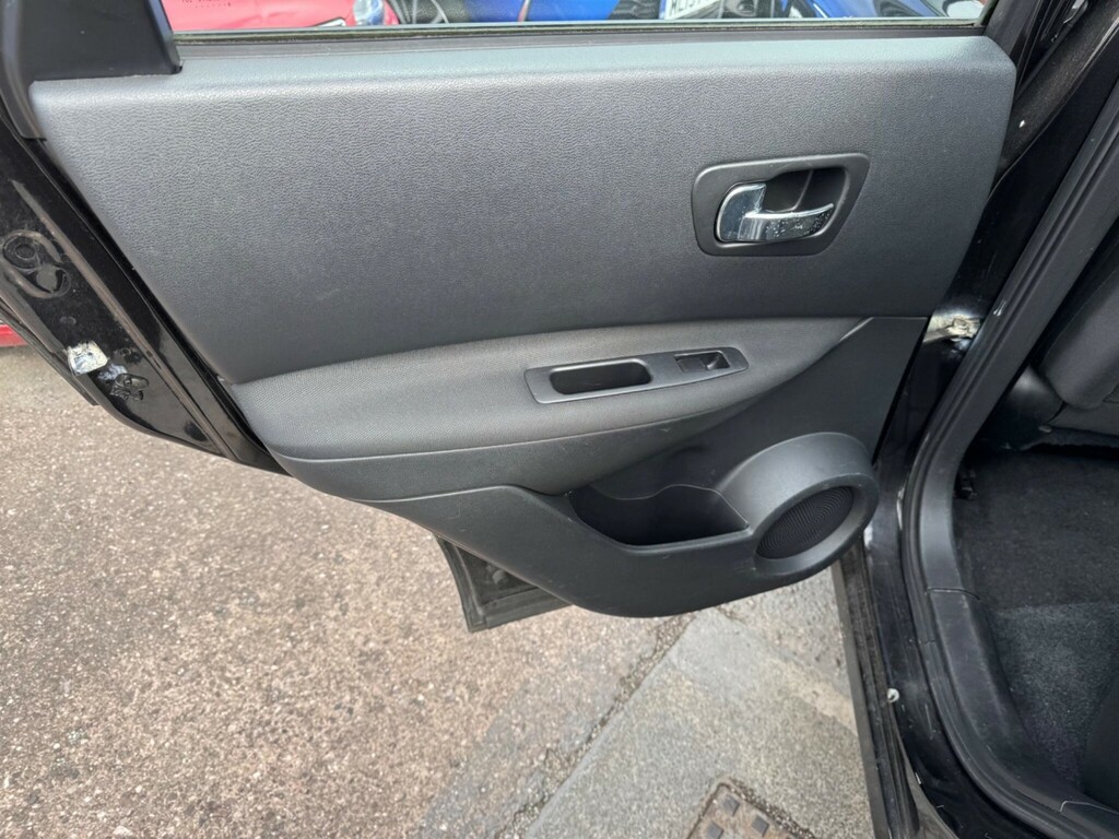 Nissan Qashqai 2.0 Acenta 140 Bhp Grey #25