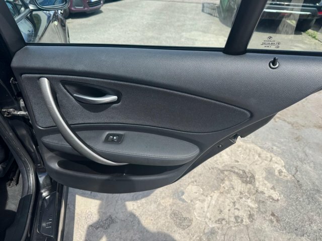 BMW 1 Series 2.0 Es Euro 5 White #31