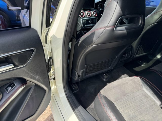 Mercedes-Benz A Class A200 Amg Line White #27