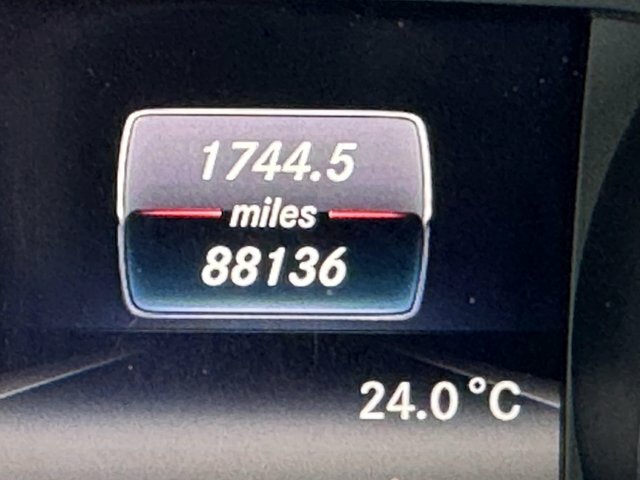 Mercedes-Benz A Class A200 Amg Line White #42