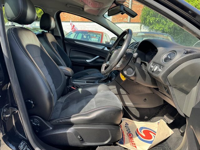 Ford Mondeo 2011 2.0 Tdci Titanium X Powershift Euro 5 Black #3