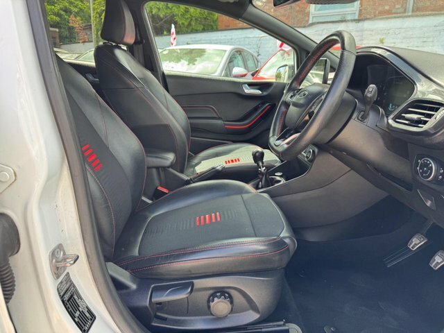 Ford Fiesta 2018 1.0T Ecoboost St-line X Euro 6 Ss NK18UKO White #3