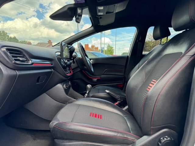 Ford Fiesta 2018 1.0T Ecoboost St-line X Euro 6 Ss NK18UKO White #2