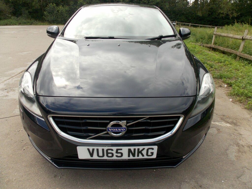 Volvo V40 2.0 D2 Se Lux Nav Euro 6 Ss VU65NKG Blue #3