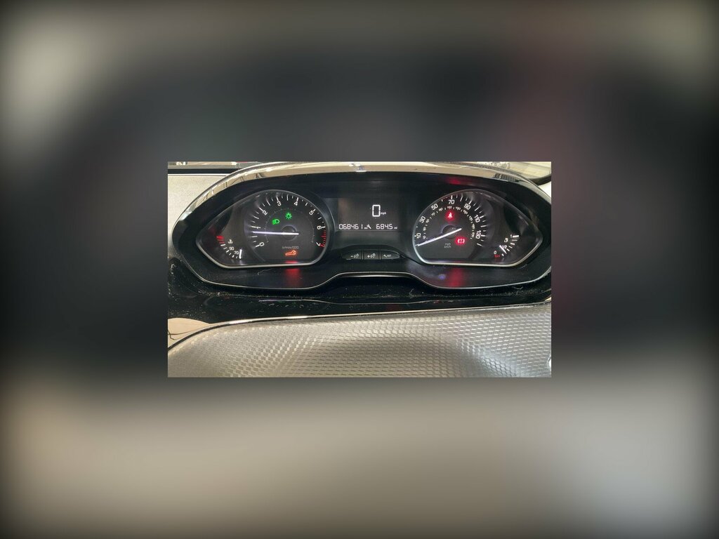 Peugeot 208 Hatchback Black #2