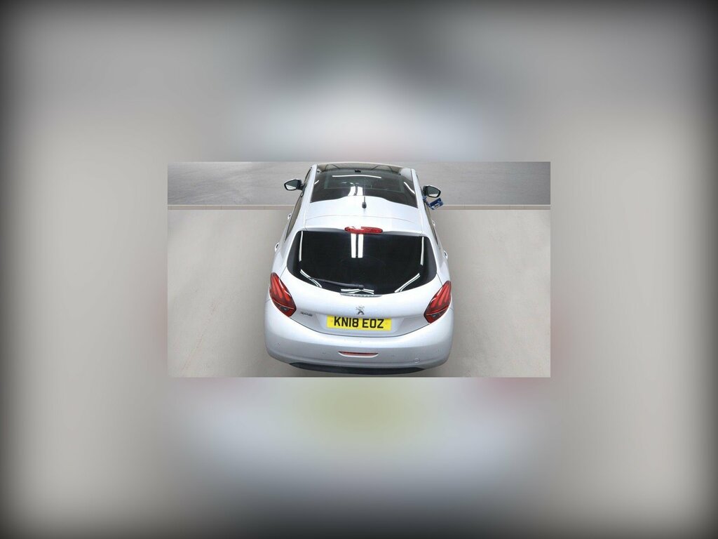 Peugeot 208 Hatchback Black #1