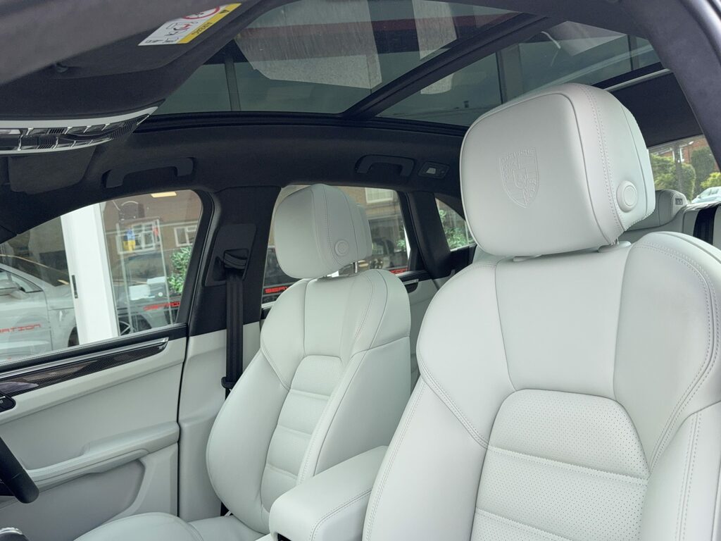 Porsche Macan Gts Grey #5