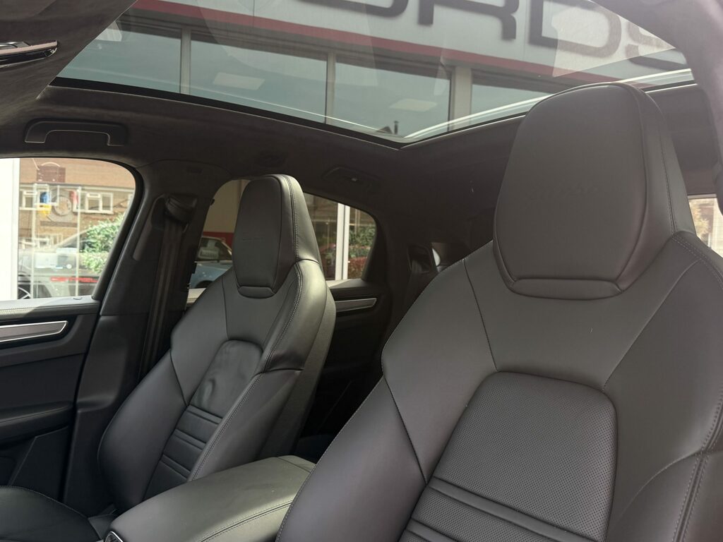 Porsche Cayenne Turbo  #4