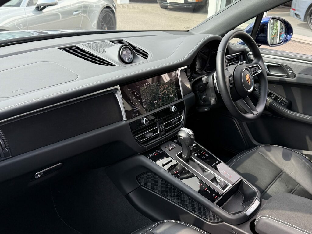 Porsche Macan 2.9T Gts Pdk  Blue #2