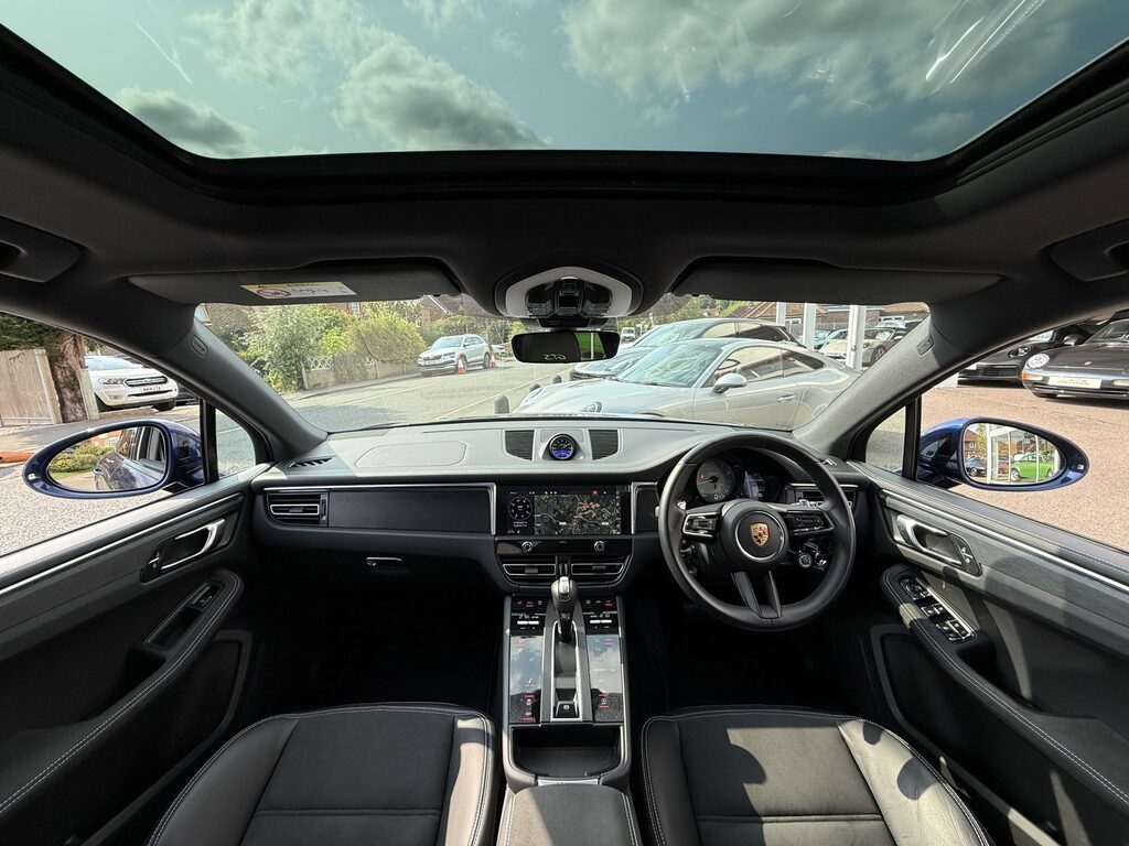 Porsche Macan Suv   #4