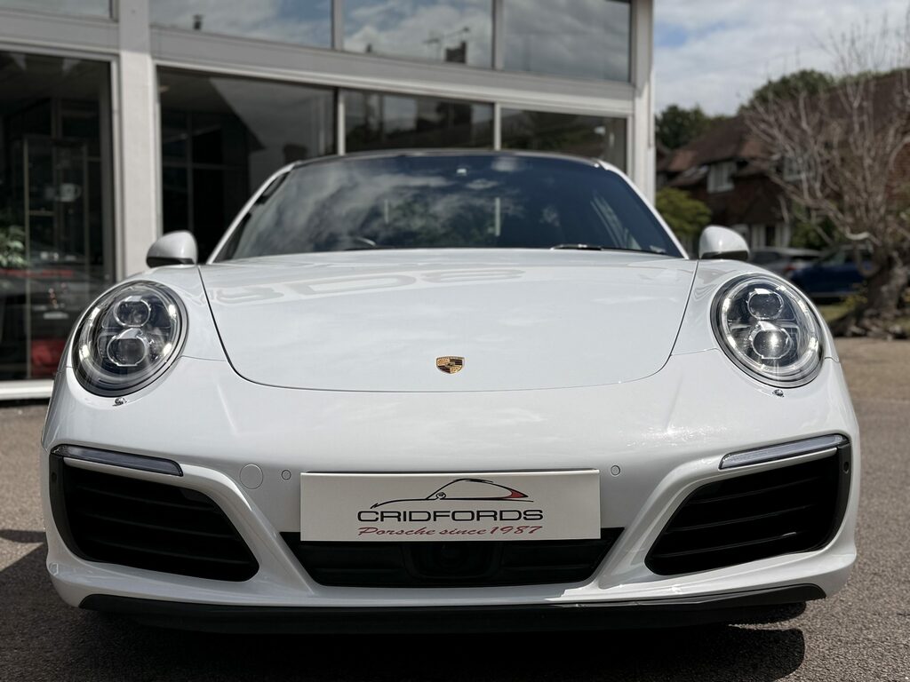 Porsche 911 911 Carrera 4S S-a Black #24