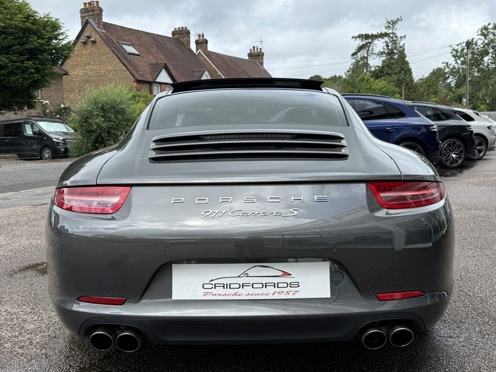Porsche 911 S 2dr Black #29