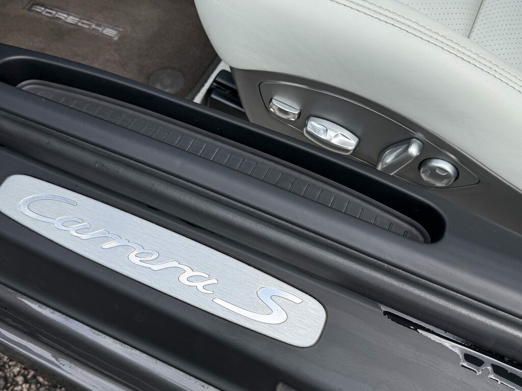 Porsche 911 3.8 Carrera S Grey #3