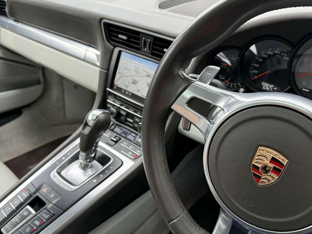Porsche 911 S 2dr Black #8