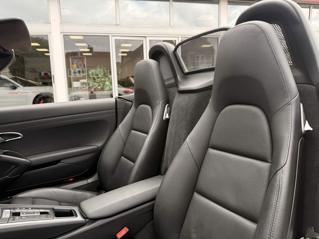Porsche Boxster 981 White