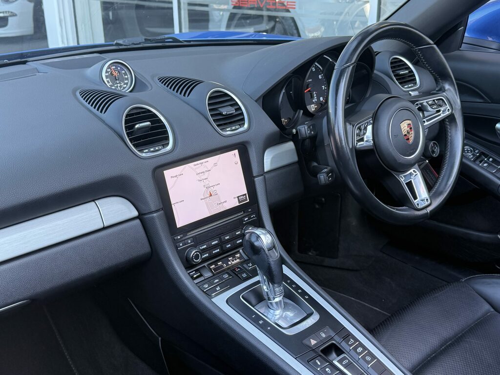 Porsche 718 Boxster 2.0T Blue