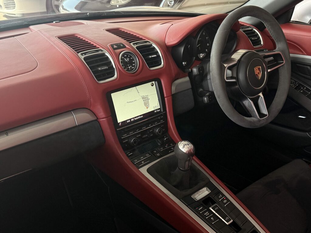 Porsche Boxster 3.8 Spyder Silver