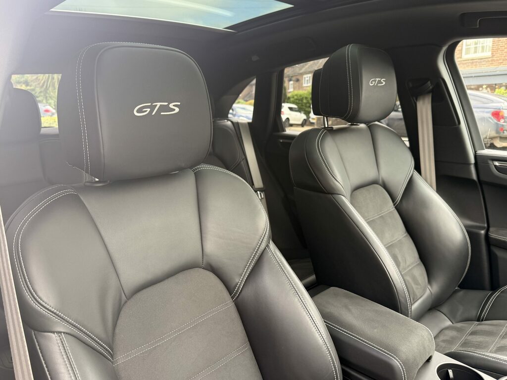 Porsche Macan Gts  #6