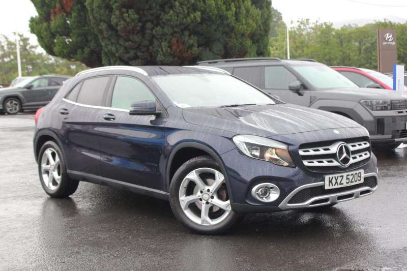 Mercedes-Benz GLA Class Gla 200D Sport Blue