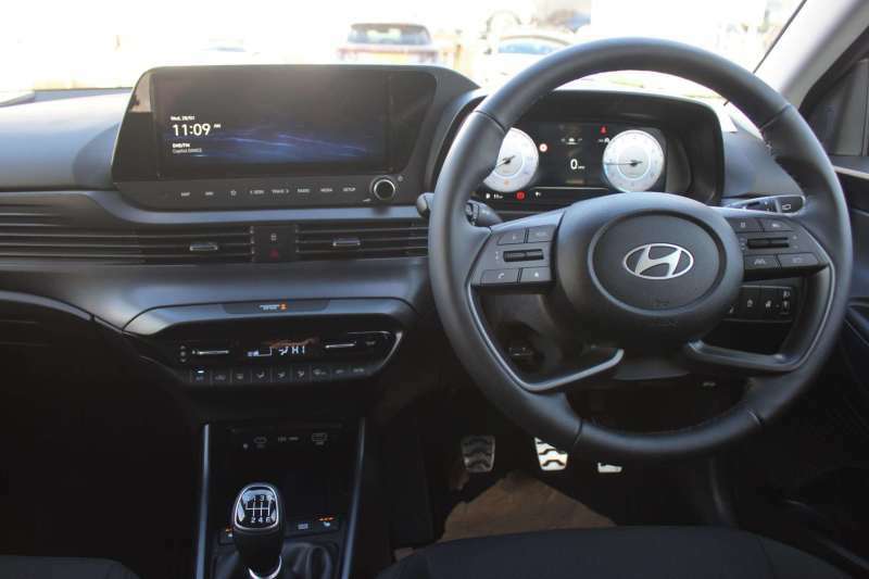 Hyundai Bayon 1.0 Tgdi 48V Mhev Premium White #16