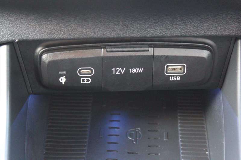 Hyundai Bayon 1.0 Tgdi 48V Mhev Premium White #19