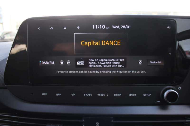 Hyundai Bayon 1.0 Tgdi 48V Mhev Premium White #25